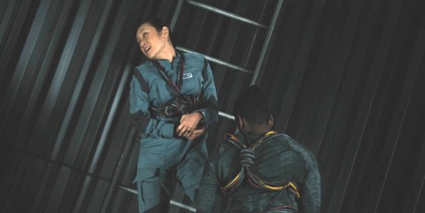 Iris and Halan in Beacon 23 Season 2 Episode 7 Free
